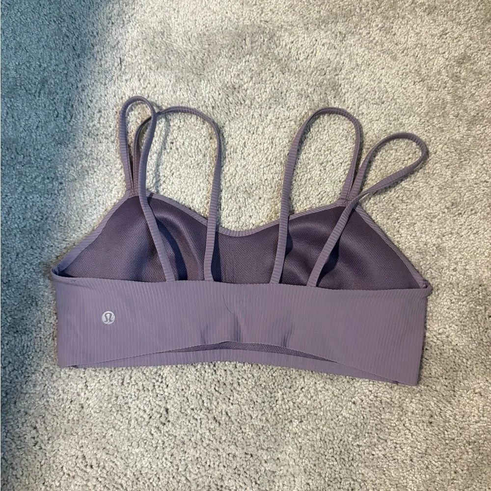 Lululemon Like a Cloud Bra Ribbed - Picture 2 of 2
